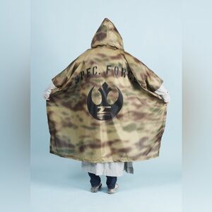 Star Wars Green and Brown Camouflage Cape